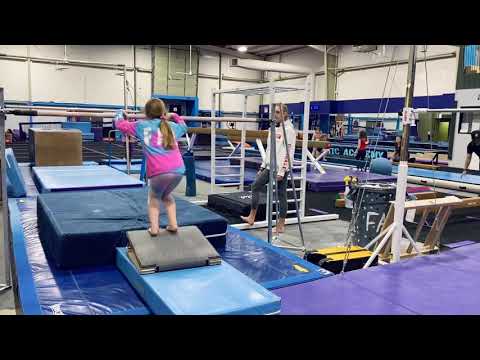 Recreational Beginner Gymnastics Bar Circuit with Coach Kaylyn thumbnail