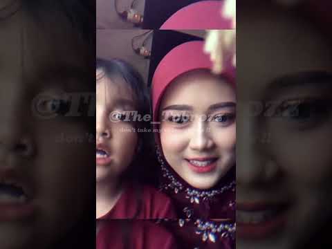 Teh rozz nyuapin anak nya wkwkwk🤭👩‍👧 @RozzViona #bismillahfyp #harusberanda #rozz #selma