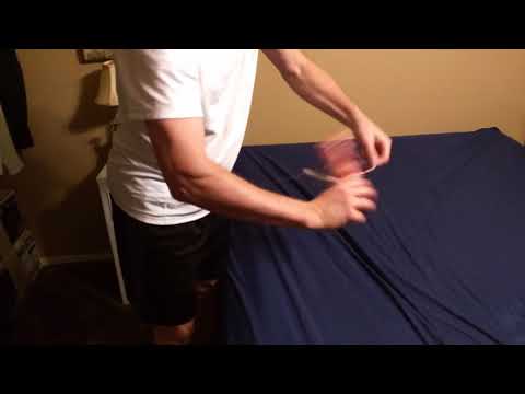 How to Keep Fitted Sheet from Coming Off Bed Mattress