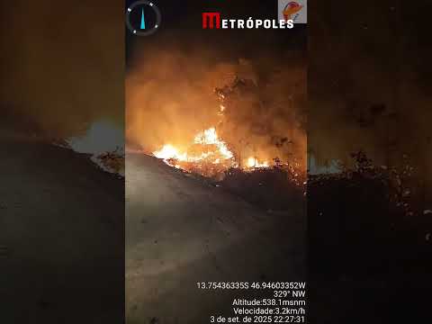 Bombeiros registram fogo no maior incêndio do Brasil