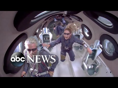 Richard Branson makes historic spaceflight