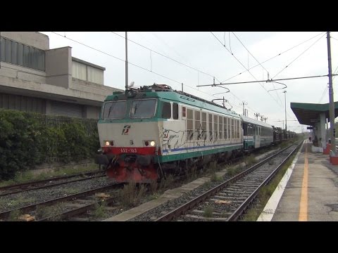 E652.163 sul STM 67721 Roma Smistamento - Bari Lamasinata, in partenza da Pomezia