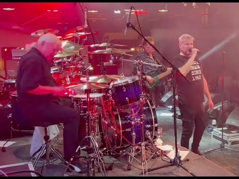 Holograf & Ian Paice - Black Night