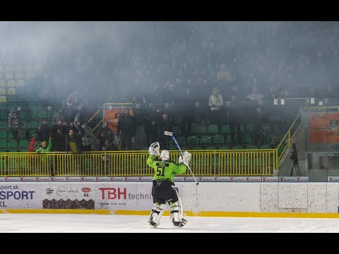 Zákroky Tomáša Tomeka v zápase proti Martinu