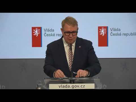První vicepremiér a ministr průmyslu a obchodu Karel Havlíček představuje novelu zákona o podmínkách provozu vozidel