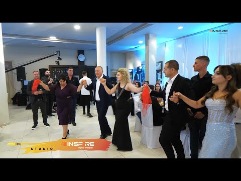 “Kështu feston familja shqiptare" ... #live  #dasma2025 #dasmashqiptare #inspire #fypシ 