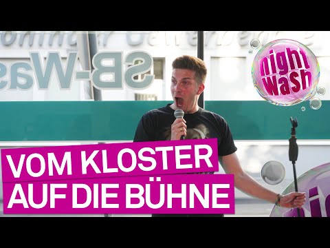 Abgelenkt beim Meditieren - Simon Stäblein | NightWash Live Pride