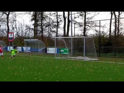 Video 21-11-2015 Bergambacht F1 - Gouda F1 2-1