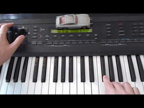 Roland D-50 - Sound Excursion (and battery change)