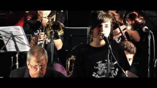 2010-"on the sunny side of the street" Andrea Motis   sant andreu jazz band & Dick Oatts