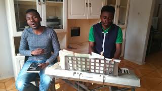 At the door, Jesus is coming. Yeso uada.