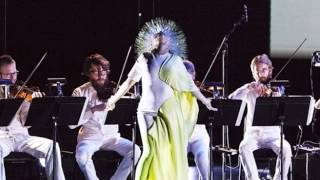 Björk-Family (Vulnicura Strings)
