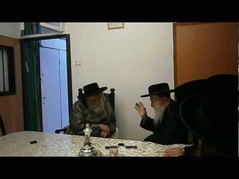 Serdahel Rebbe visiting Toldos Aharon Rebbe Tamiz 5772