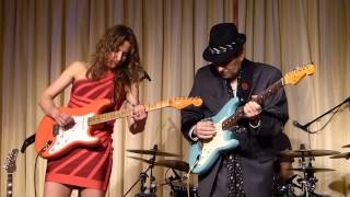 Ana Popovic &amp; Ronnie Earl live at the Bull Run - One Room Country Shack  042013