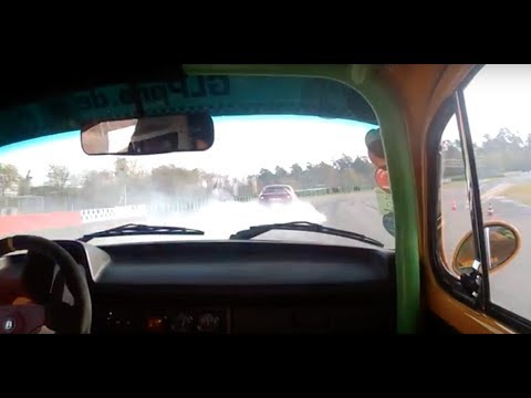 VW 1303 bug with 2,6l type 4 engine - racing action in Hockenheim