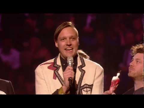 Arcade Fire win International Group | BRIT Awards 2011