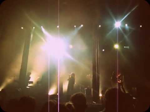 Lykke Li - I Follow Rivers (@Pitchfork Music Festival, Paris - 29/10/2011)