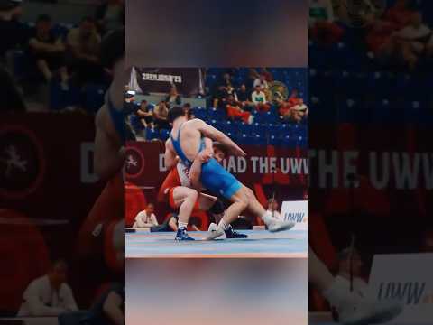 Đô vật người Pháp thua mà không hiểu tại sao 🤔