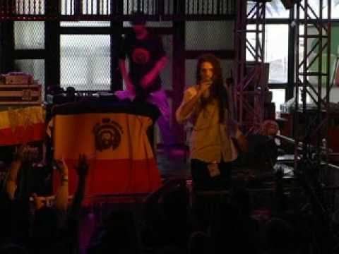 LION NATIVO & DJ SITO - LA RAÍZ DEL VIENTO (Videoclip Oficial DVD)