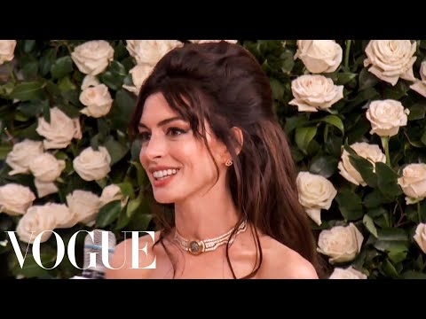 Anne Hathaway on Becoming the Face of Versace | Met...