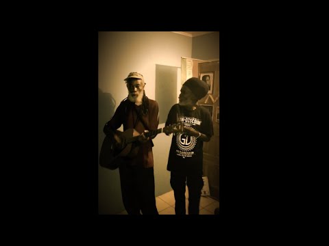 Delton Screechie and Hugh Mikes - More dogs then bones (Sklizeň/Harvest 2021)