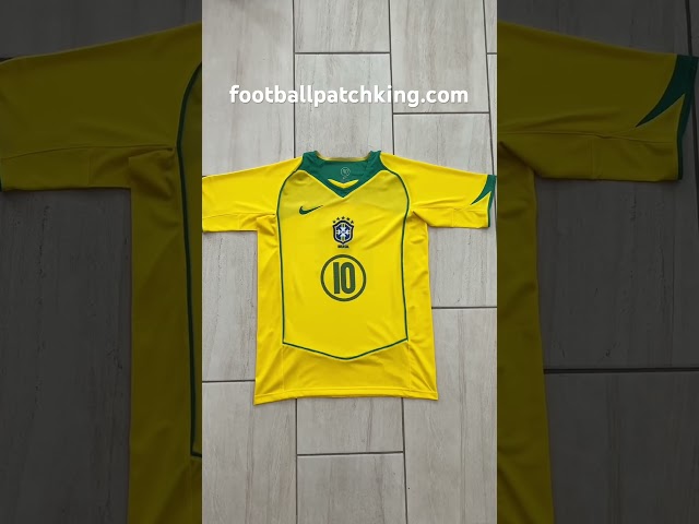 Vídeo relacionado con Brasil Camiseta de fútbol Local Ronaldinho - Niños y Adultos - Equipación de fútbol - Chico - Ropa de Futbol - Talla 164