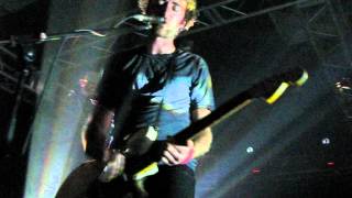 A Place to Bury Strangers - Alone (16.10.12)