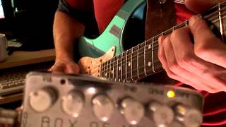 Video thumbnail for ZVEX Box Of Metal | Presentiation by Mega Muzika