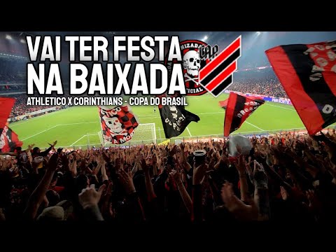SHOW DA TORCIDA em ATHLETICO x CORINTHIANS: aquecimento da bateria e músicas Os Fanáticos 🥁