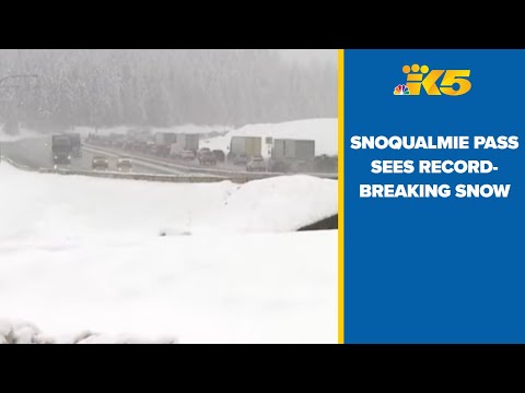 Record-breaking snow near Snoqualmie Pass snarls traffic with multiple collisions