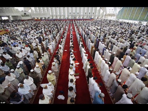 Nëse lexojmë me zë në namazet pa zë, si duhet te veprojmë? - Dr. Imam Ahmed Kalaja