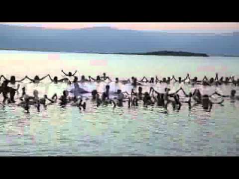 Spencer Tunick "Save the Dead Sea" floating installation