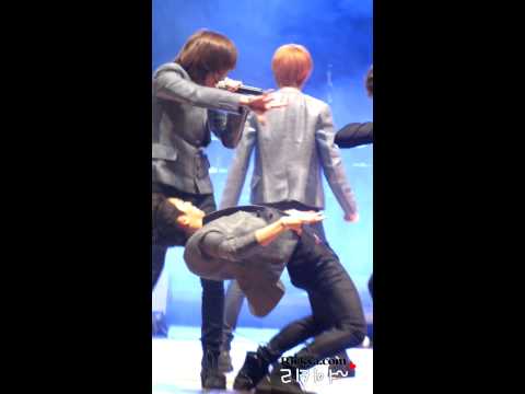 111129 hungjin high school festival - supa luv by Rickya.com