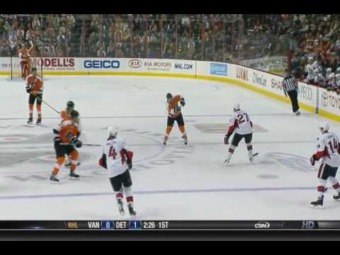 Blair Betts scores vs the Senators - 11-12-09