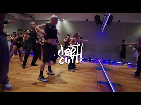 Remix My Humps - Amanda Araújo