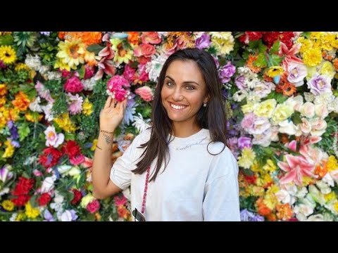 Mariana Drazic Enjoying Life with Friends And Family with Tennis Star's