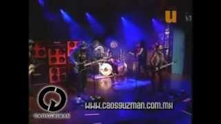 De Mí Enamórate Lyrics English Translation