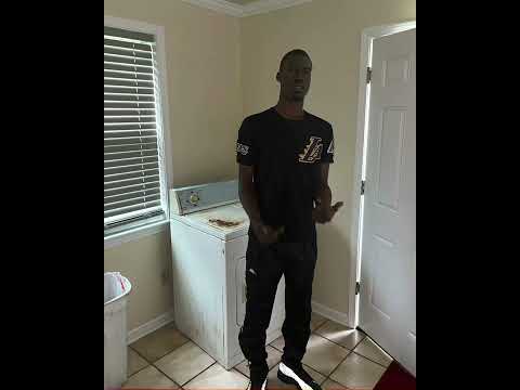 DaleBoy Darryl - #6. Heart Talk Ft Sfg King