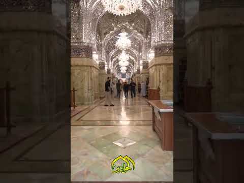 ⁣على اعتابهم... صلت جبهة الحوائج... ففتحت أقفال الكلام.. وانطلق فراشات القلوب لتعانق كف المطر