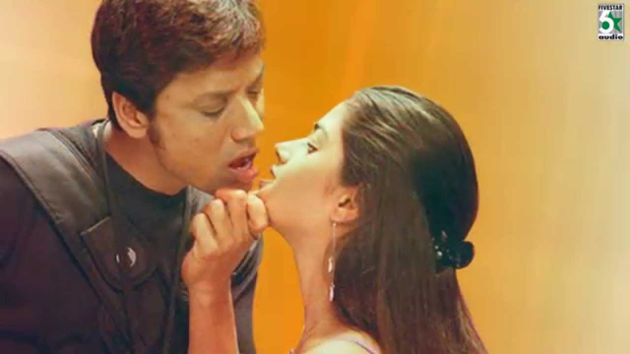 Thazhuvuthu Lyrics  | Anbe Aaruyire | Shreya Ghoshal, SPB | A.R.Rahman