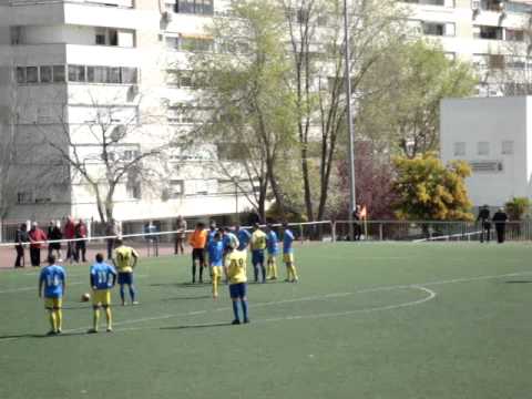 Minuto 60. Transforma el penalti Dani Loro, Parque Mayor 1 - 0 San Juan Zarzaquemada