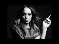 Lindsay Lohan - Bossy (Instrumental) 