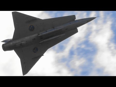 SAAB J 35 Draken The Finnish Air Force 100th Anniversary Airshow SwAFHF