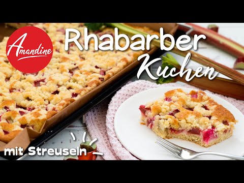 Rhabarberkuchen mit Streuseln vom Blech backen | Blechkuchen Rhabarberkuchen Rezept mit Rührteig