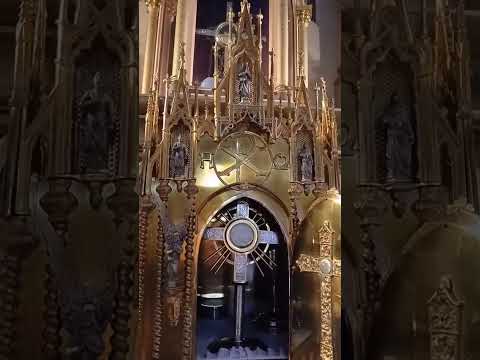 Adoración al Santísimo Sacramento del Altar con el Padre Fabian Esteban Oliva. 09/11/25