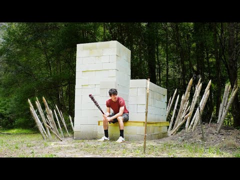 I Built a Zombie Survival Base