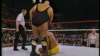 WWF Hulk Hogan vs King Kong Bundy (w/Andre the Gia