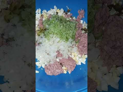 DELUXE  "Tuna salad"