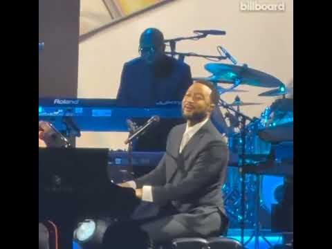 John Legend paid tribute to Mariah Carey at the 2026 MusiCares. oclassic hit “Hero,”