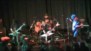 Shredded Lives - Drugs Party In 526 (@Magnet)